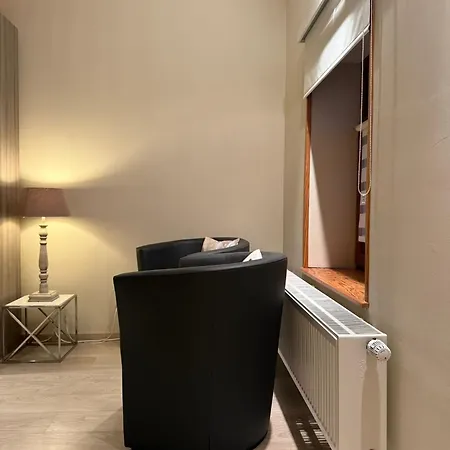 Le 8 Du Pontois Guest house Ciney
