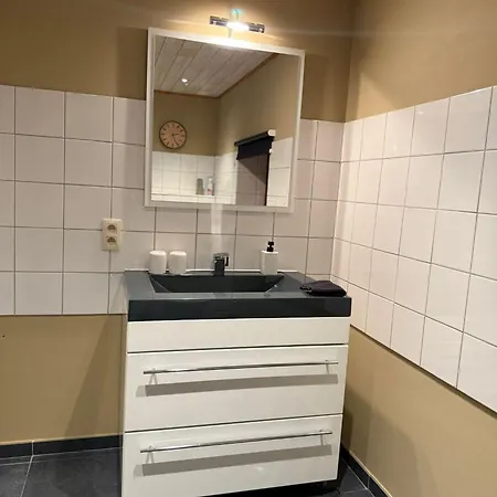 Le 8 Du Pontois Guest house 3*